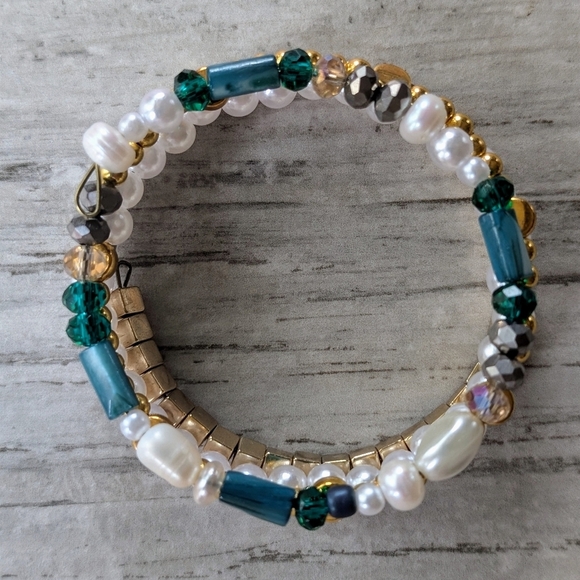 ʜᴀɴᴅᴍᴀᴅᴇ ᴍᴇᴍᴏʀʏ ᴡɪʀᴇ ʙᴇᴀᴅᴇᴅ ʙʀᴀᴄᴇʟᴇᴛ With Matching Earrings - Picture 2 of 6